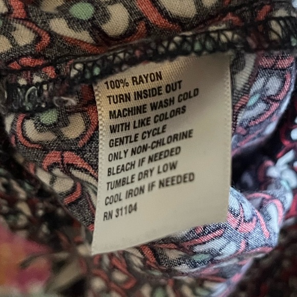 Kim Rogers Red and Blue Pattern Pants - Picture 4 of 4